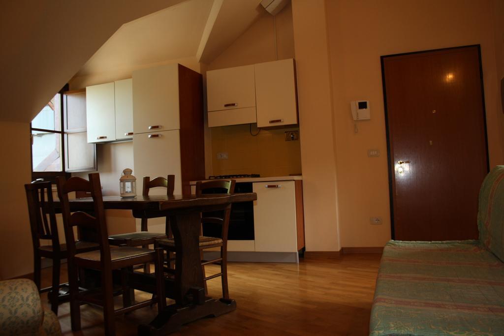 Il Cervo Bianco Lejlighedshotel Abetone Værelse billede